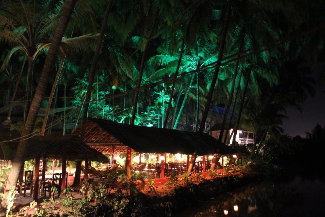 ザ パーム ツリーズ アーユルヴェディック リゾート パトナム Patnem Beach エクステリア 写真